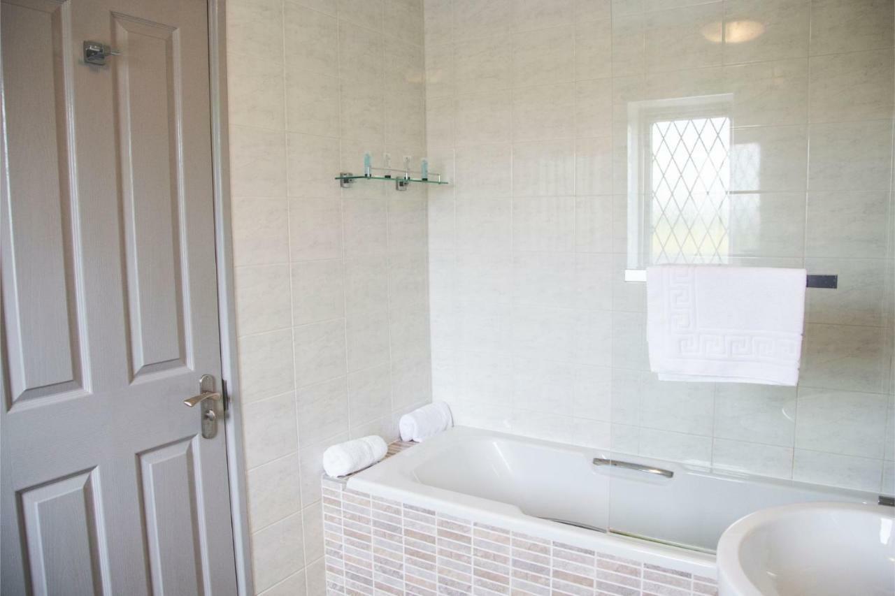 The Throckmorton Hotel Alcester Bagian luar foto
